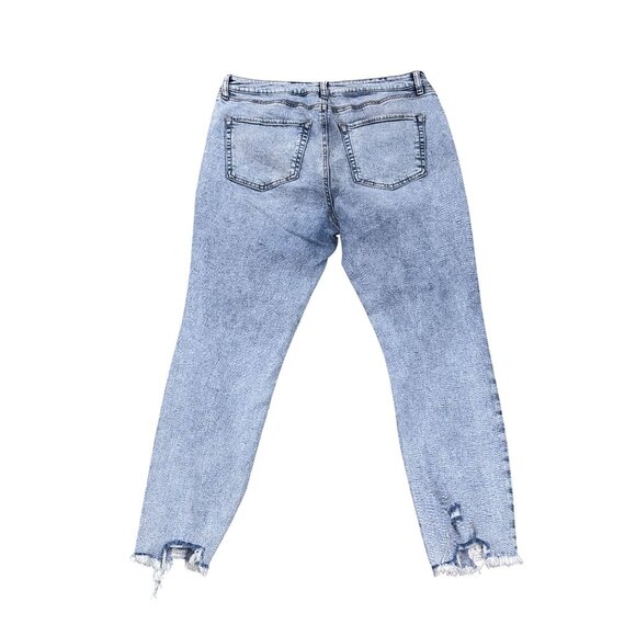 No Boundaries Womens Ripped Light Wash Jeans Size 15 - Picture 2 of 10